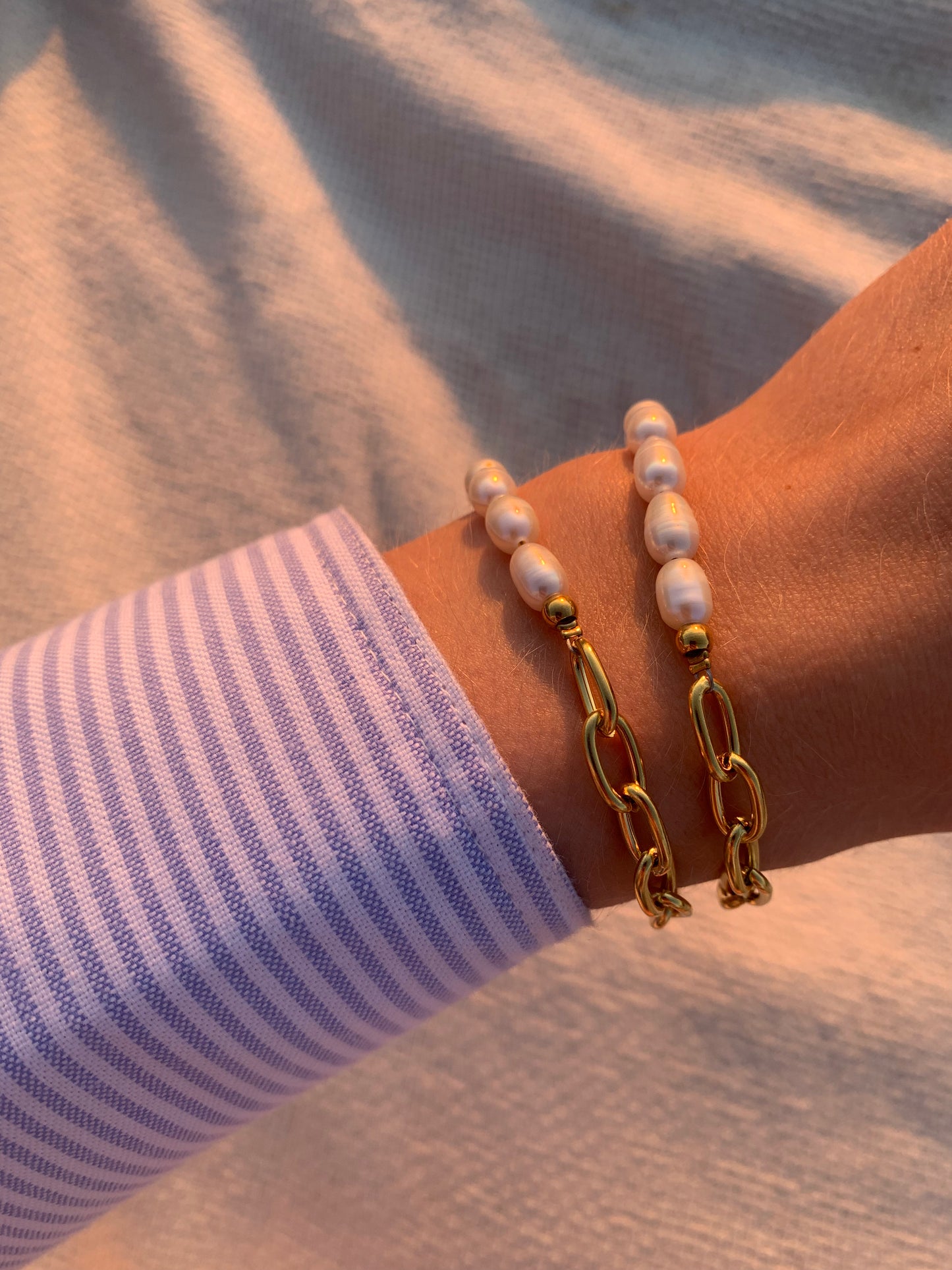 MINA Perlenarmband - Gold